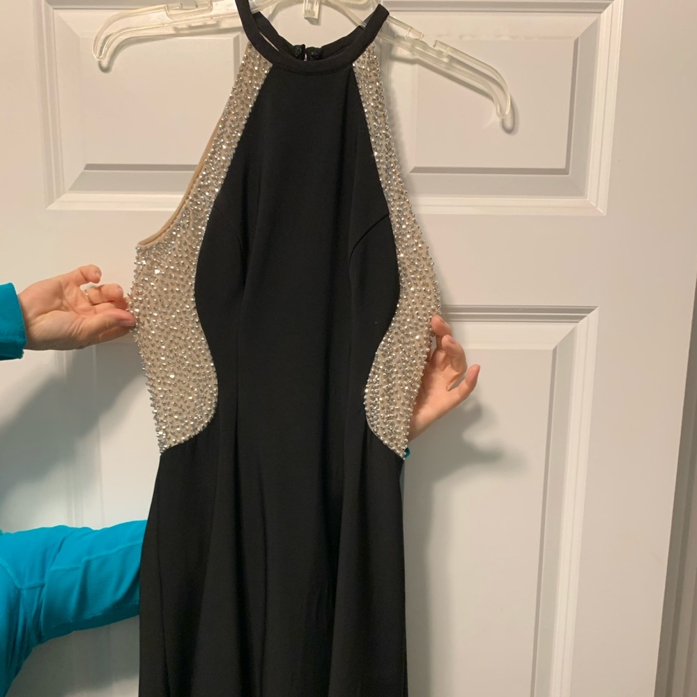 XSCAPE HOMECOMING DRESS SIZE 4